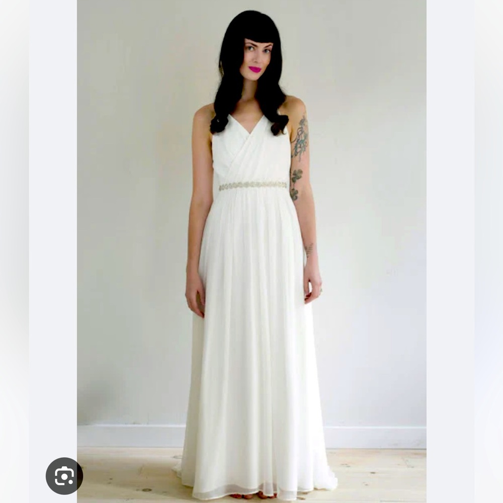Elizabeth Dye “The Lady Vanishes” wedding gown
